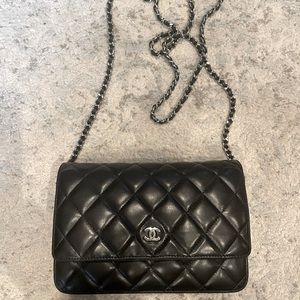 Chanel Wallet on Chain WOC